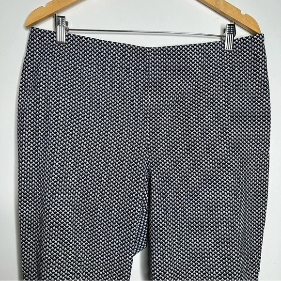 Talbots Nautical Sailboat Print Heritage Cropped Side Zip Pants Size 12 - Picture 3 of 10